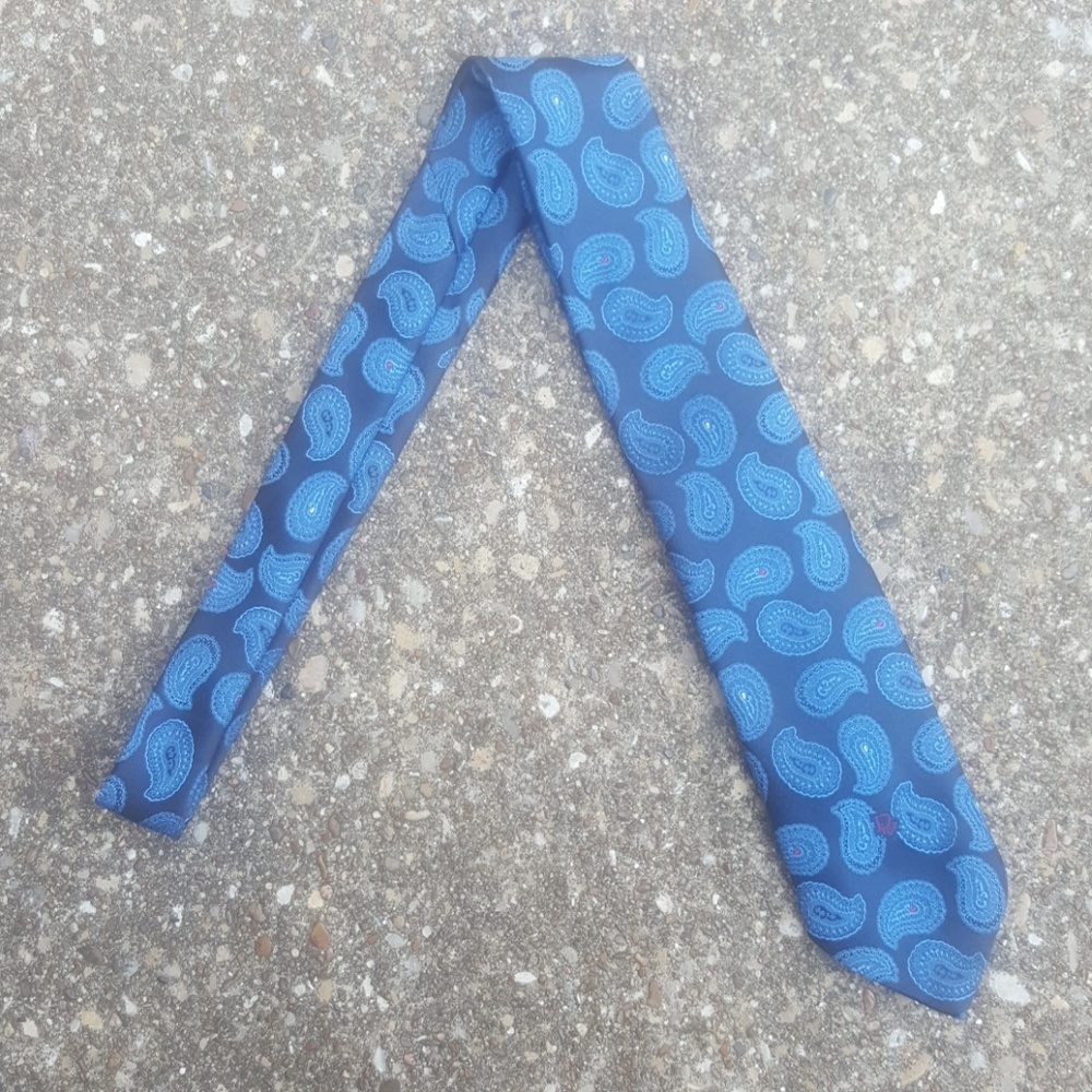 Christian Dior Blue Paisley Mens Neck Tie